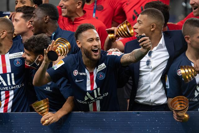 詹姆斯爆砍33+27林庭谦23分 天津力克福建